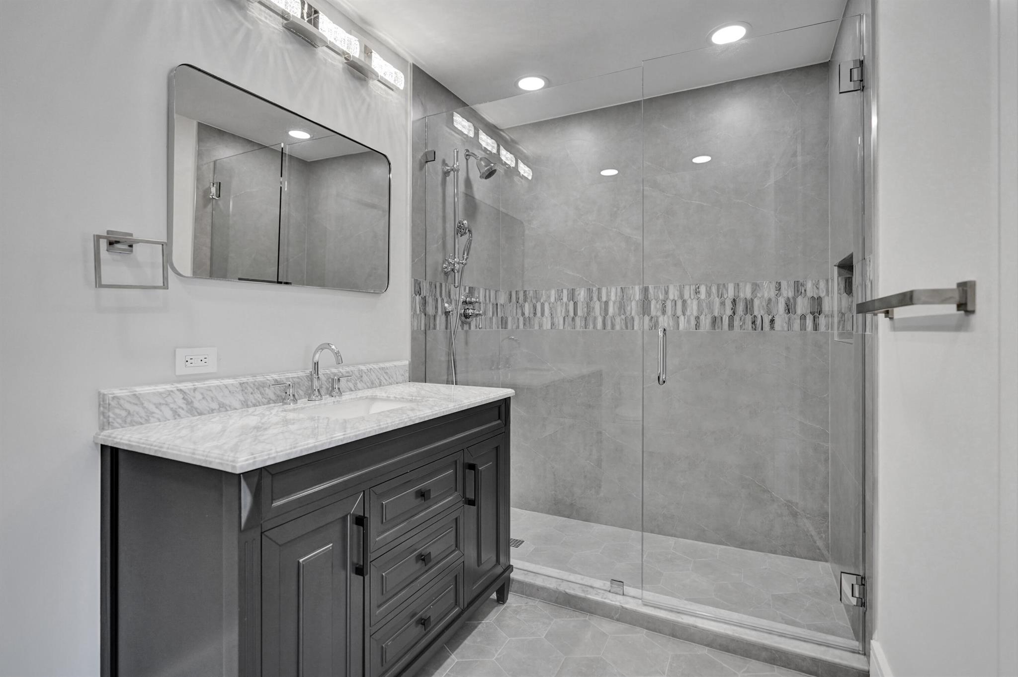 TROPIC ISLE 3RD SEC - Residential