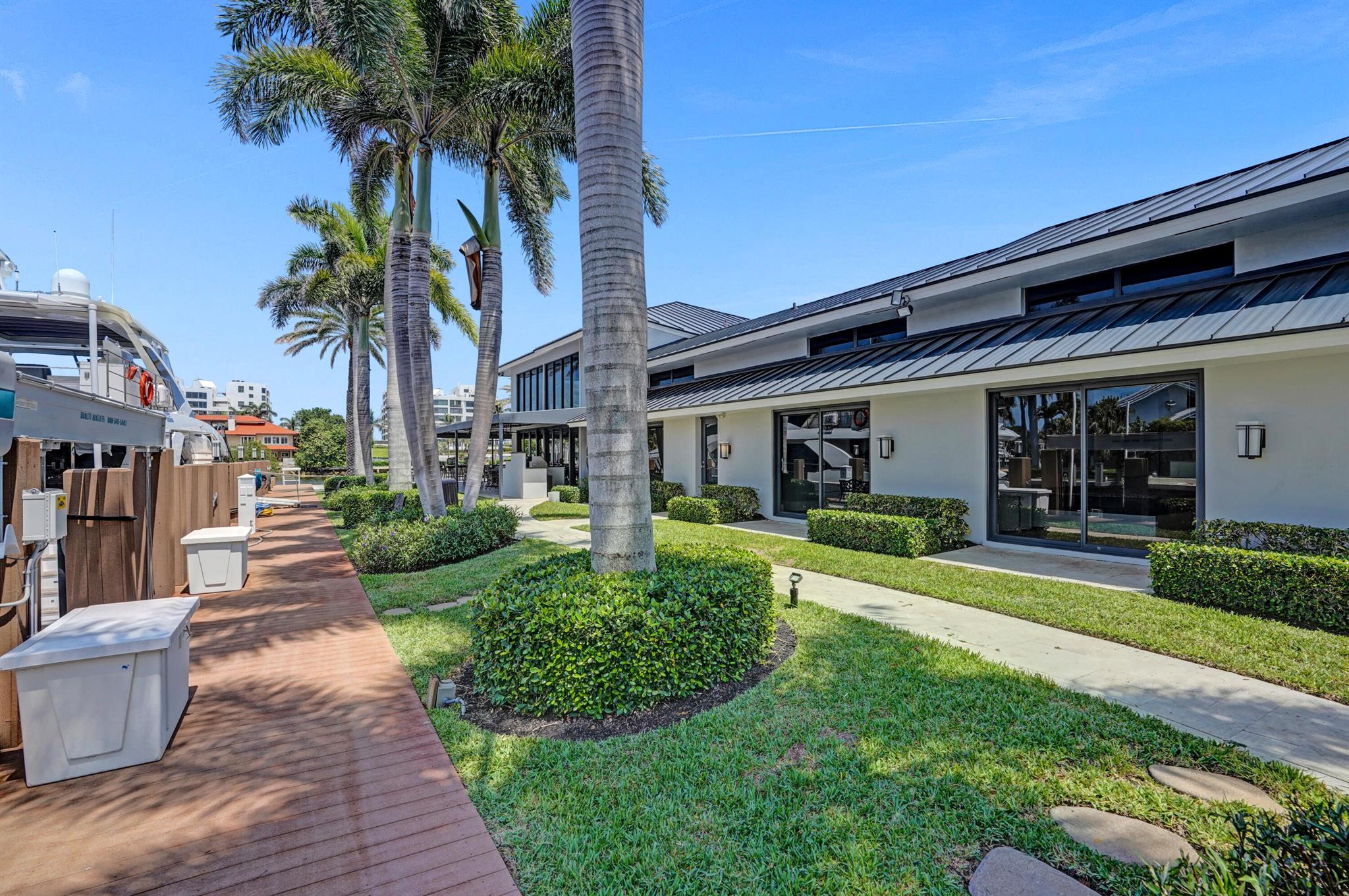 TROPIC ISLE 3RD SEC - Residential