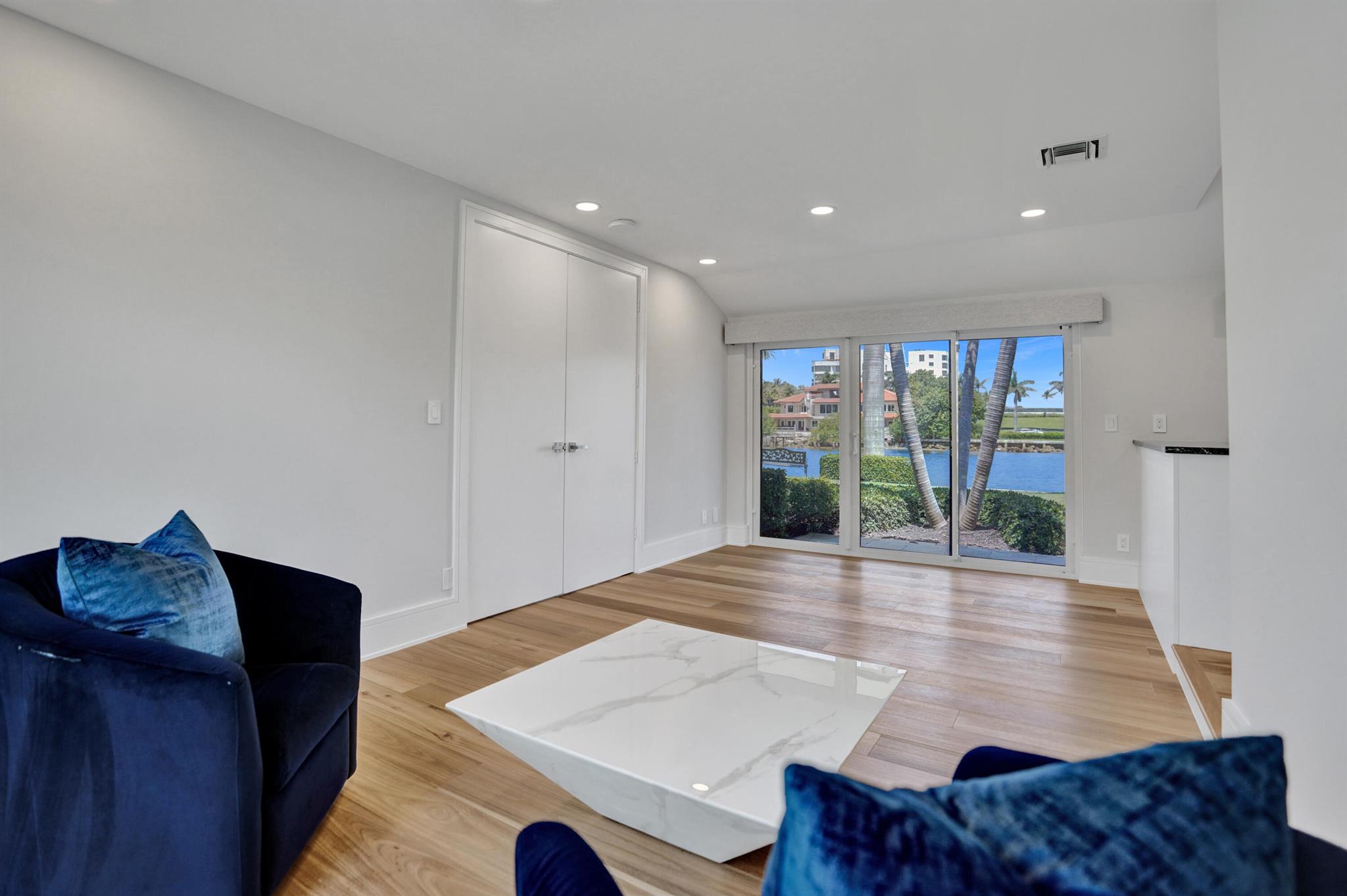 TROPIC ISLE 3RD SEC - Residential