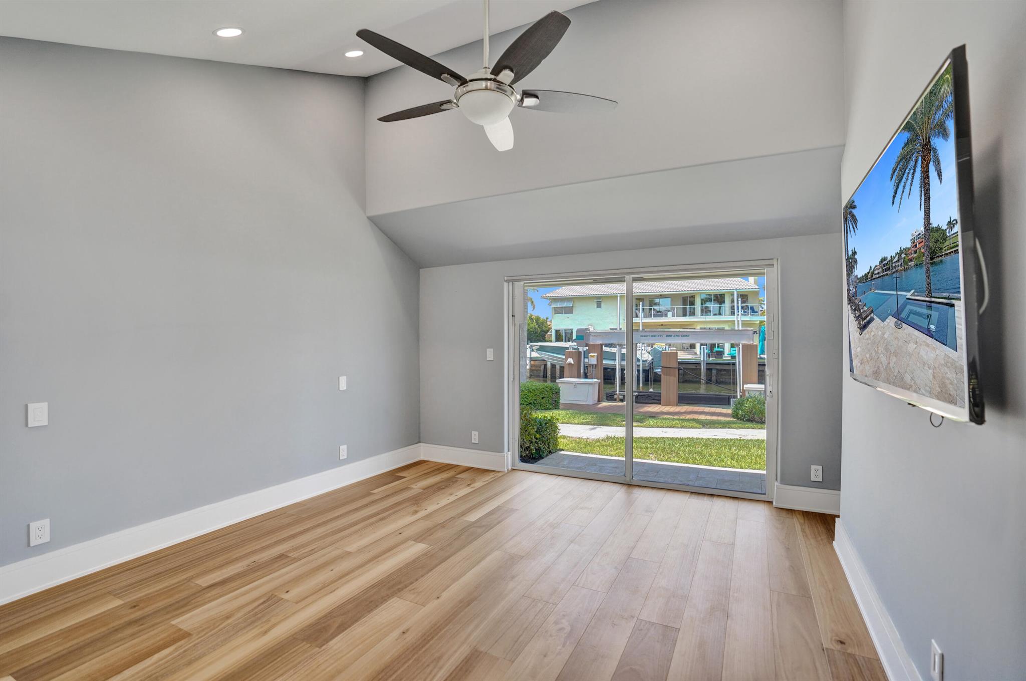 TROPIC ISLE 3RD SEC - Residential