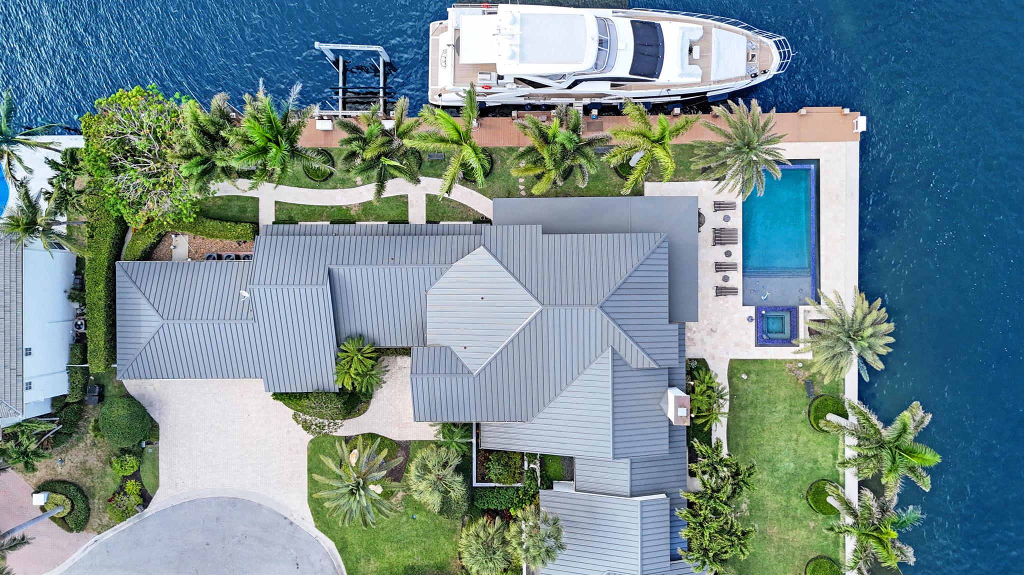 TROPIC ISLE 3RD SEC - Residential