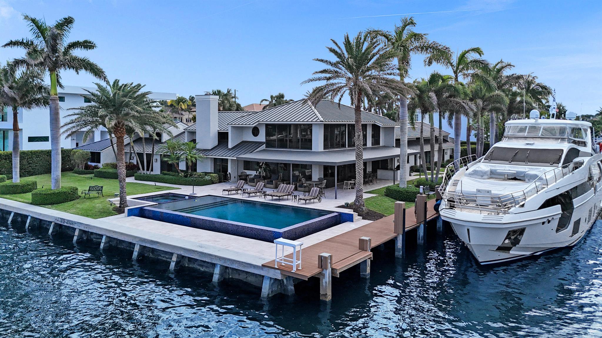 TROPIC ISLE 3RD SEC - Residential