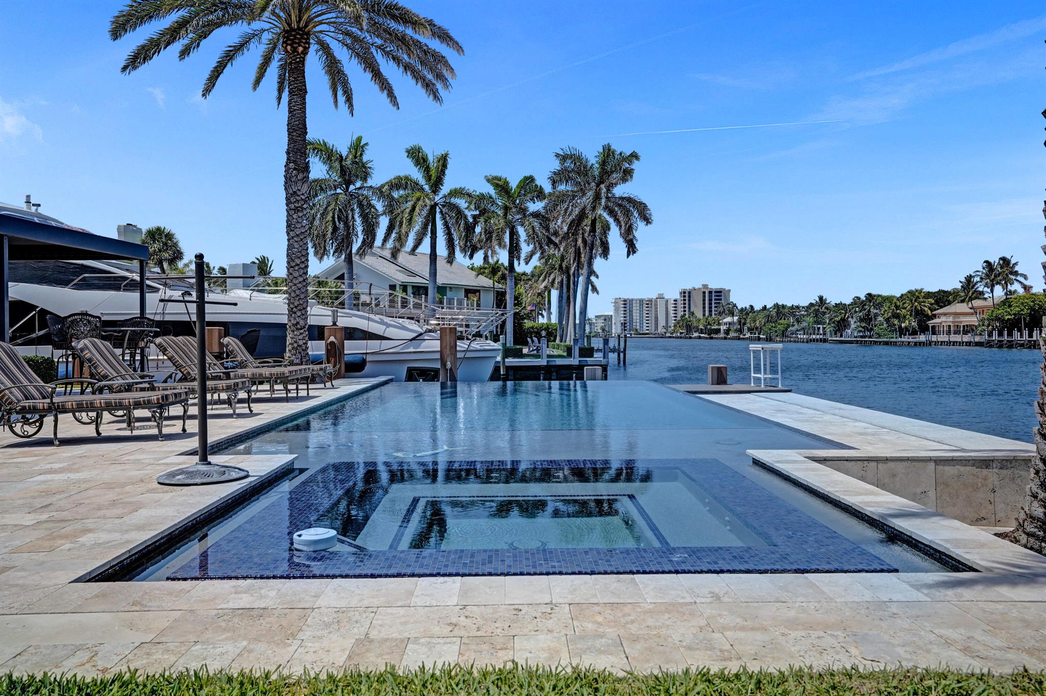 TROPIC ISLE 3RD SEC - Residential