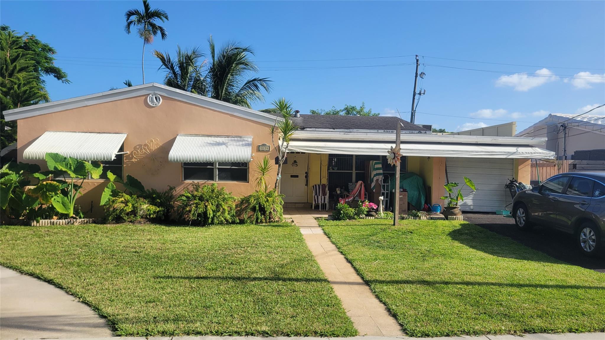 Centrally located Hollywood 3 bed 1.5 bath home in in a quiet neighborhood. Great for an investor or contractor as home needs a new roof has termite damage and structural repairs needed. Entertaining all offers. On a dead-end street. Close to shopping hospital, I95 and beaches. Backup Generac generator is included. Refrigerator is not included. CASH OFFERS ONLY.