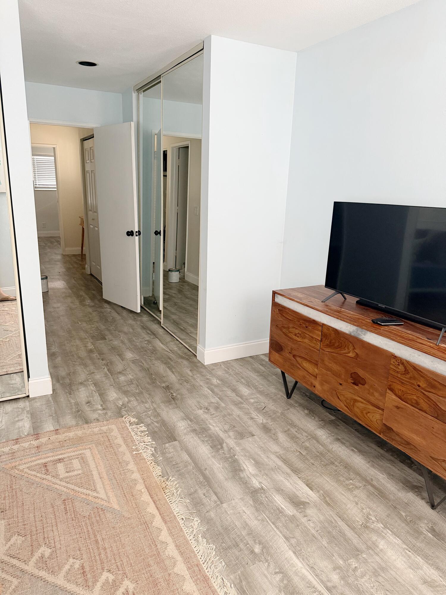 RIVERWALK 1 - Residential