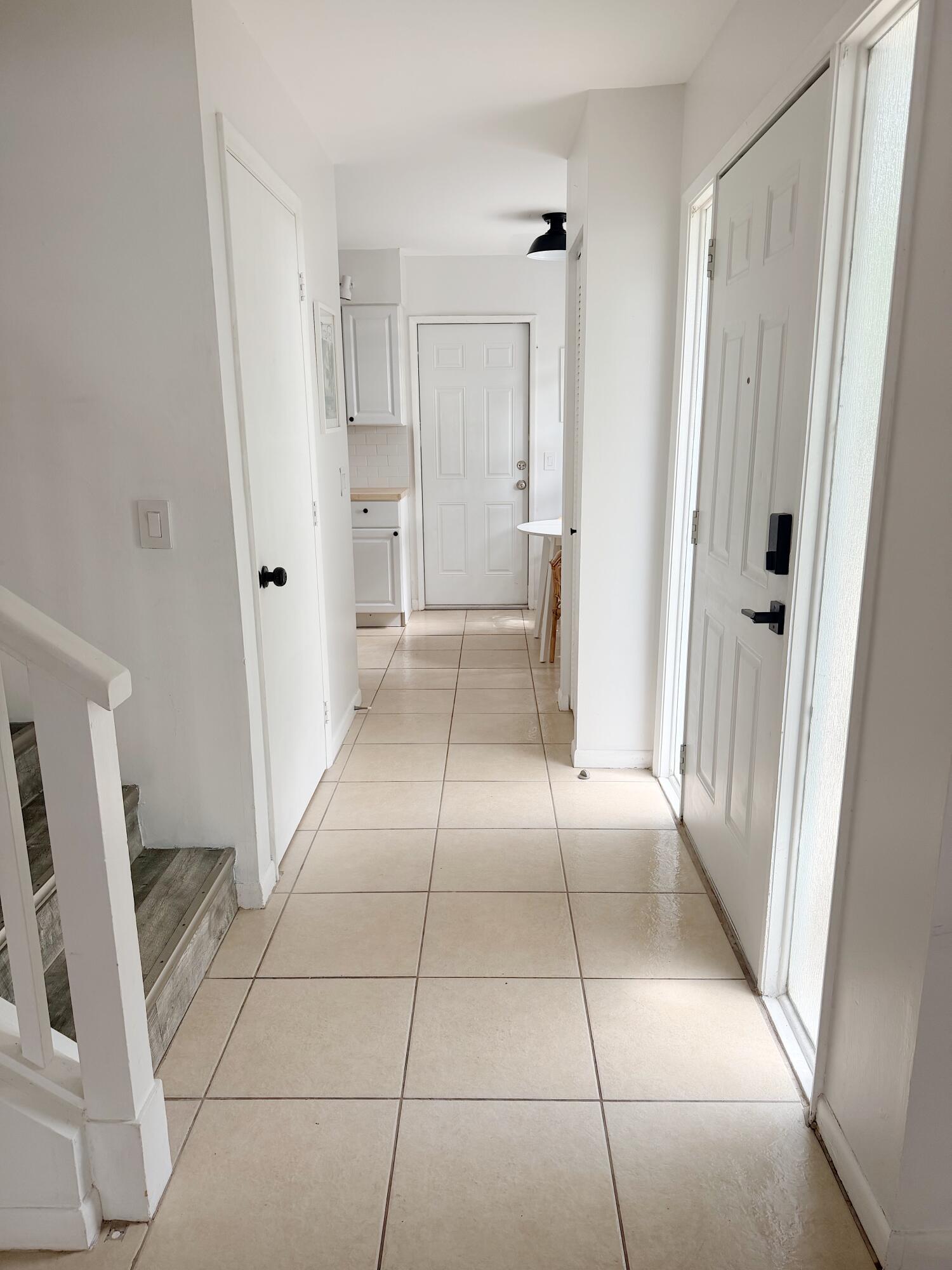 RIVERWALK 1 - Residential