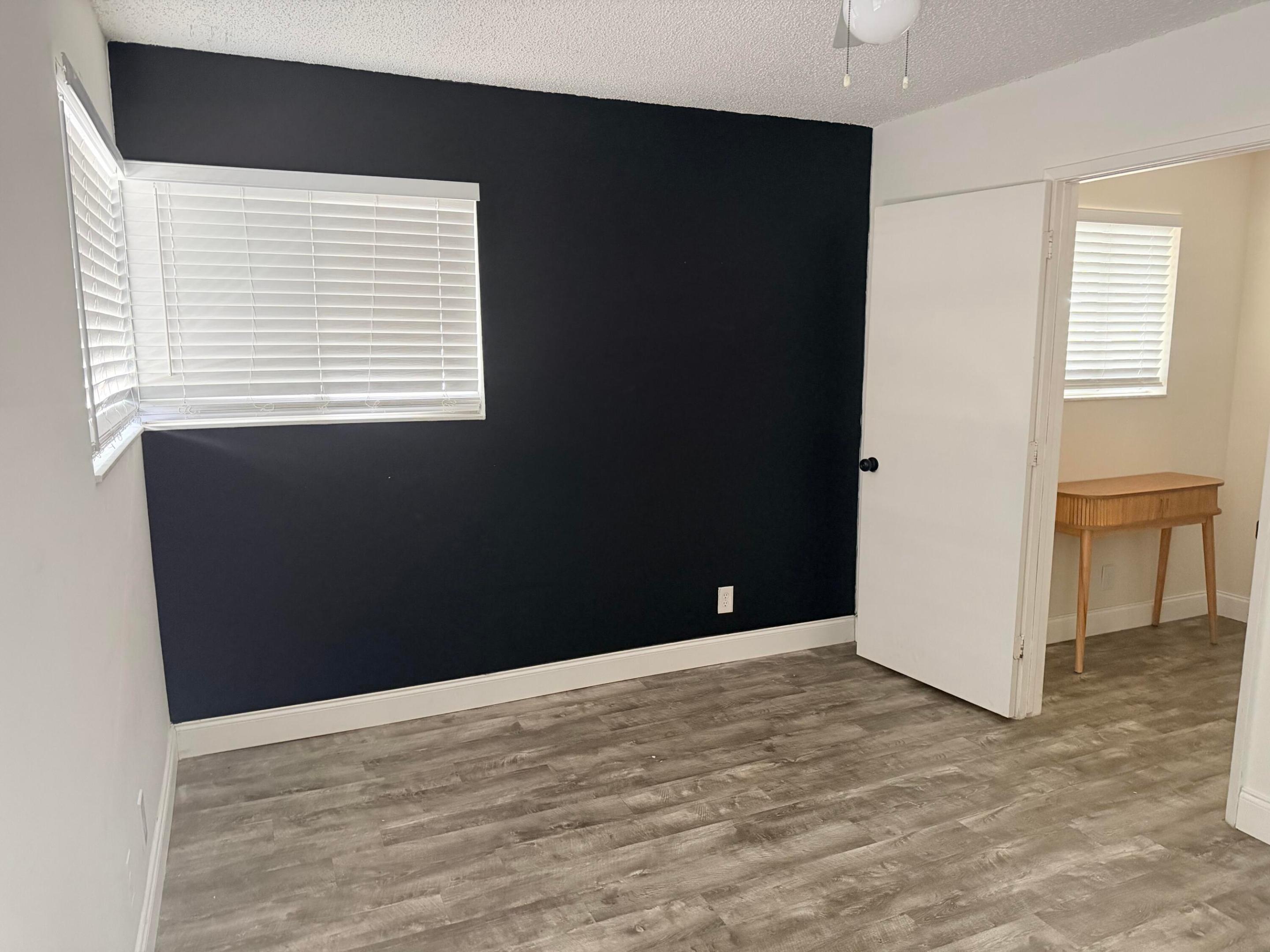 RIVERWALK 1 - Residential