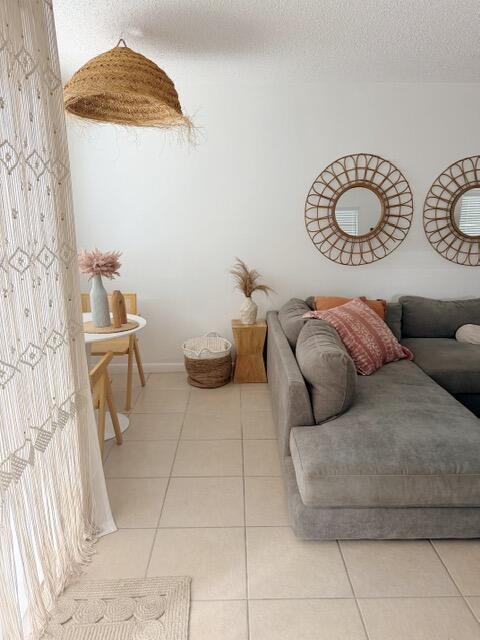 RIVERWALK 1 - Residential