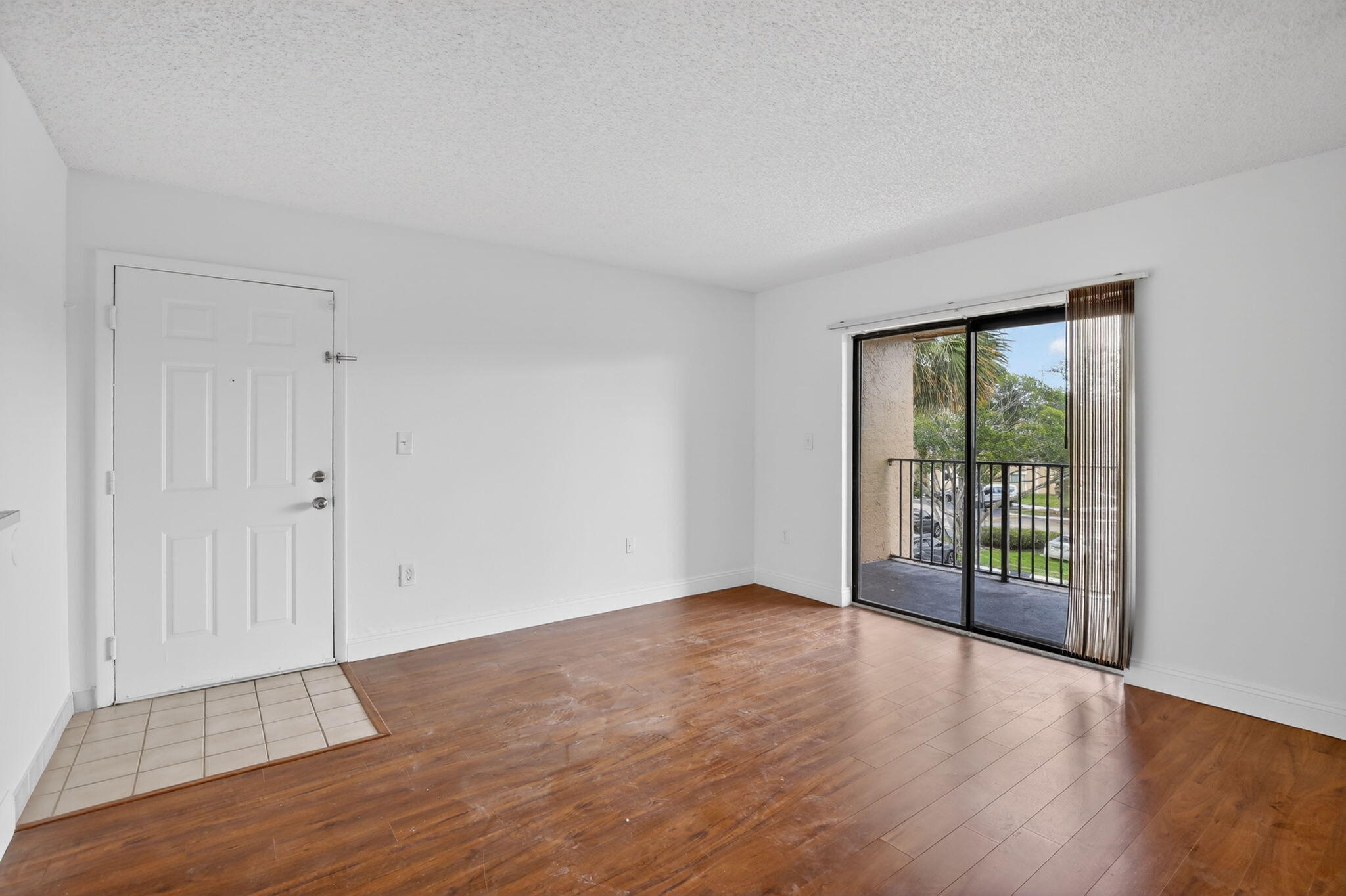 PALMS OF PEMBROKE CONDO - Residential