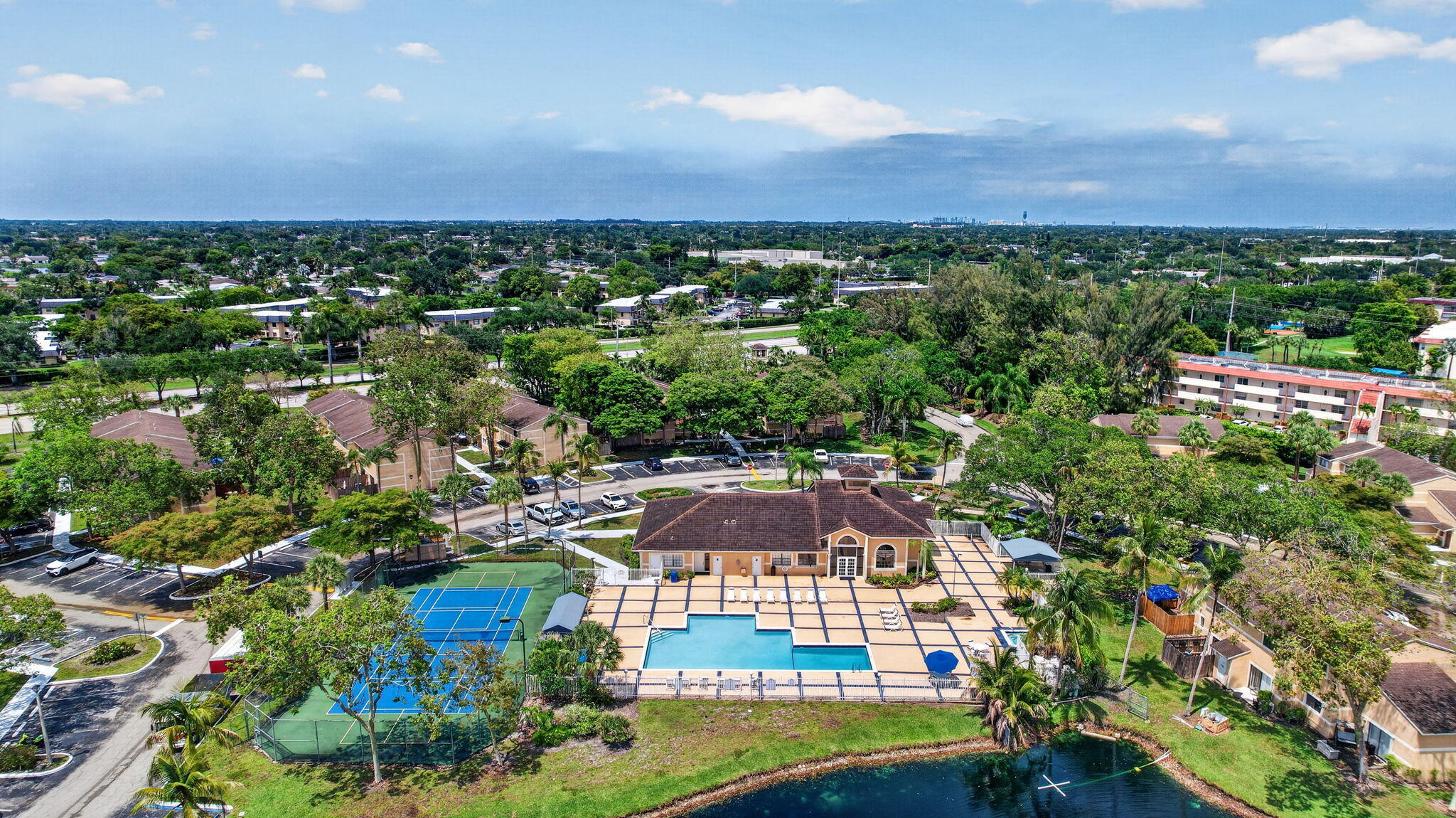 PALMS OF PEMBROKE CONDO - Residential