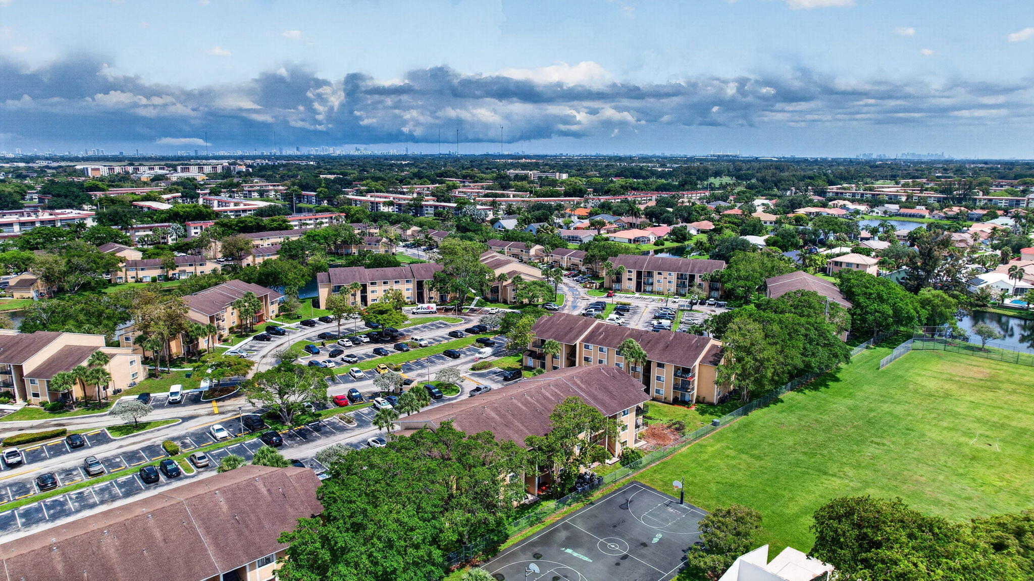 PALMS OF PEMBROKE CONDO - Residential
