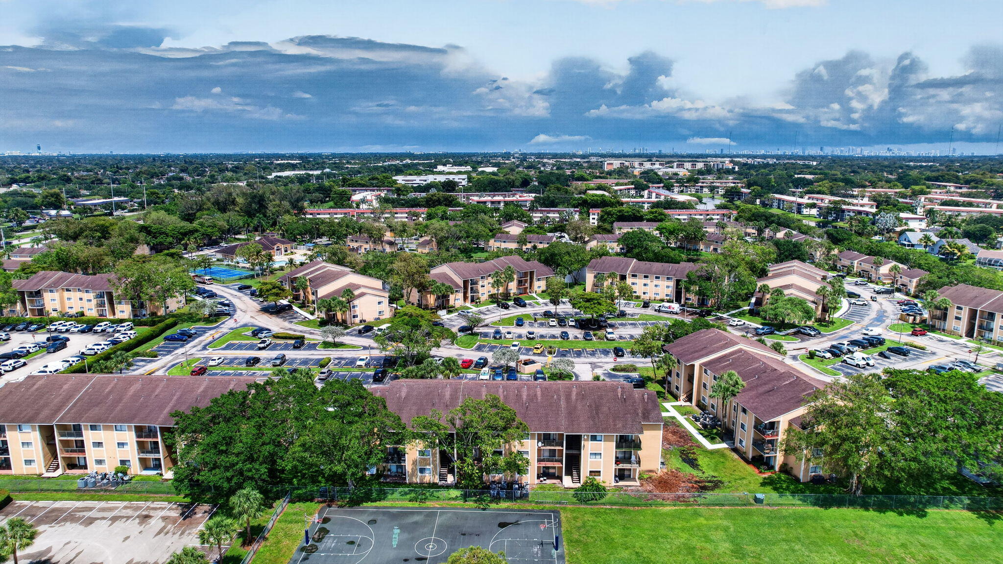 PALMS OF PEMBROKE CONDO - Residential