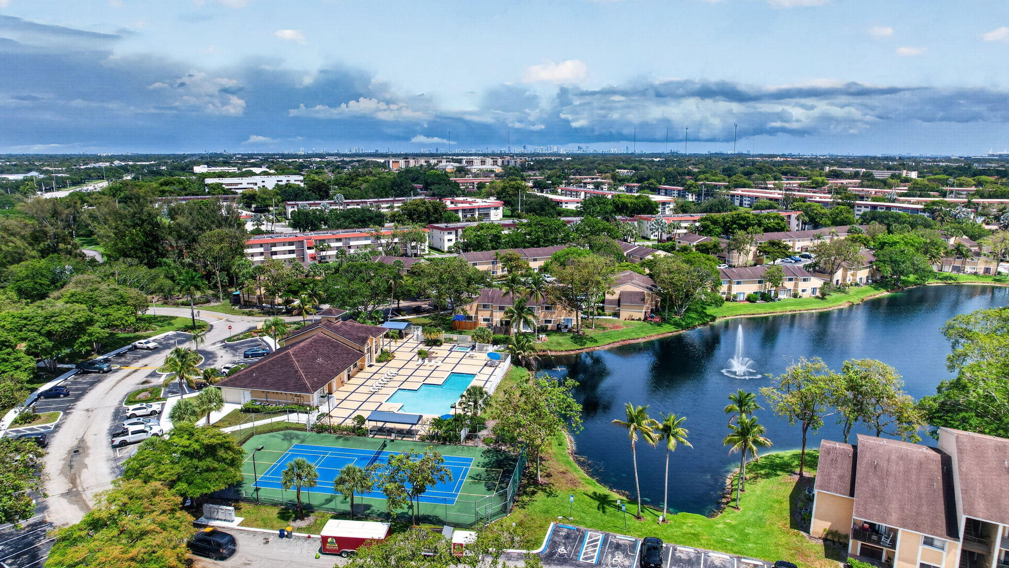 PALMS OF PEMBROKE CONDO - Residential