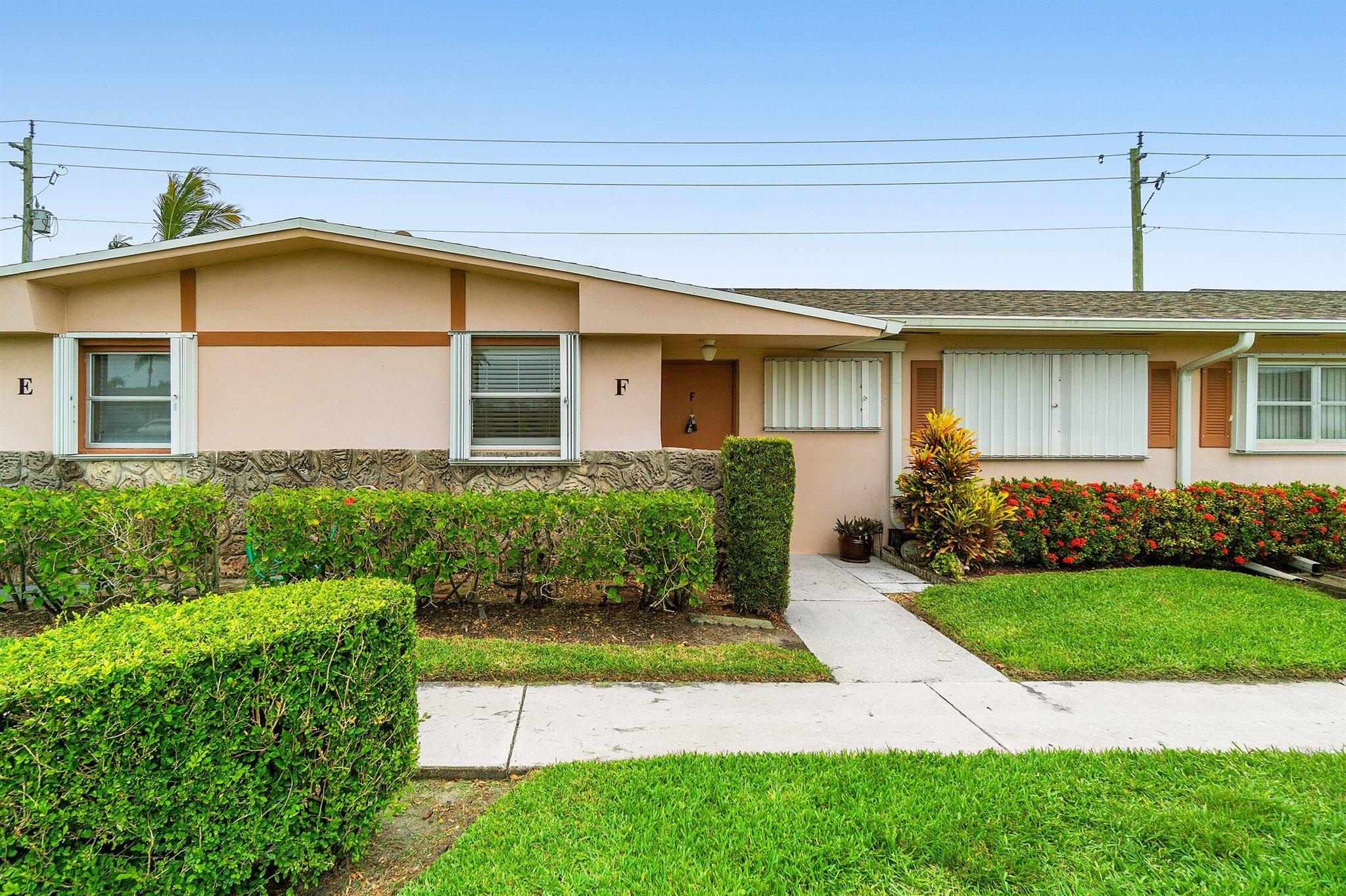 Are you looking for an amazing 55+ community look no further than this very cozy 2 bedroom 1 bath villa. This great unit features hard floors an completely updated bath and solar dryer. This is a great unit ideal for the seasonal resident or anyone looking of quite safe place to live.