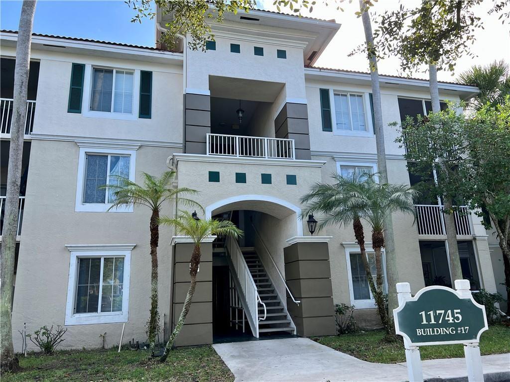 Beautifully renovated 2 bedroom, 2 bath condo with water & pool views from your private screened balcony in the desirable gated community of Palms Point. Light and bright third floor unit featuring vaulted ceilings, laminate flooring, new gray quartz counters, stainless steel appliances, washer & dryer, split bedroom floor plan and plenty of guest parking. Palms Point is located in the heart of Coral Springs conveniently just off the Sawgrass Expressway for easy commuting. Rent includes cable, fiber internet, trash, and resort style amenities: Pool, spa, tennis, playground, fitness center, indoor basketball court and car wash area. Close to restaurants, schools and shopping. HOA approval req. 650 min. credit score. Water not included.