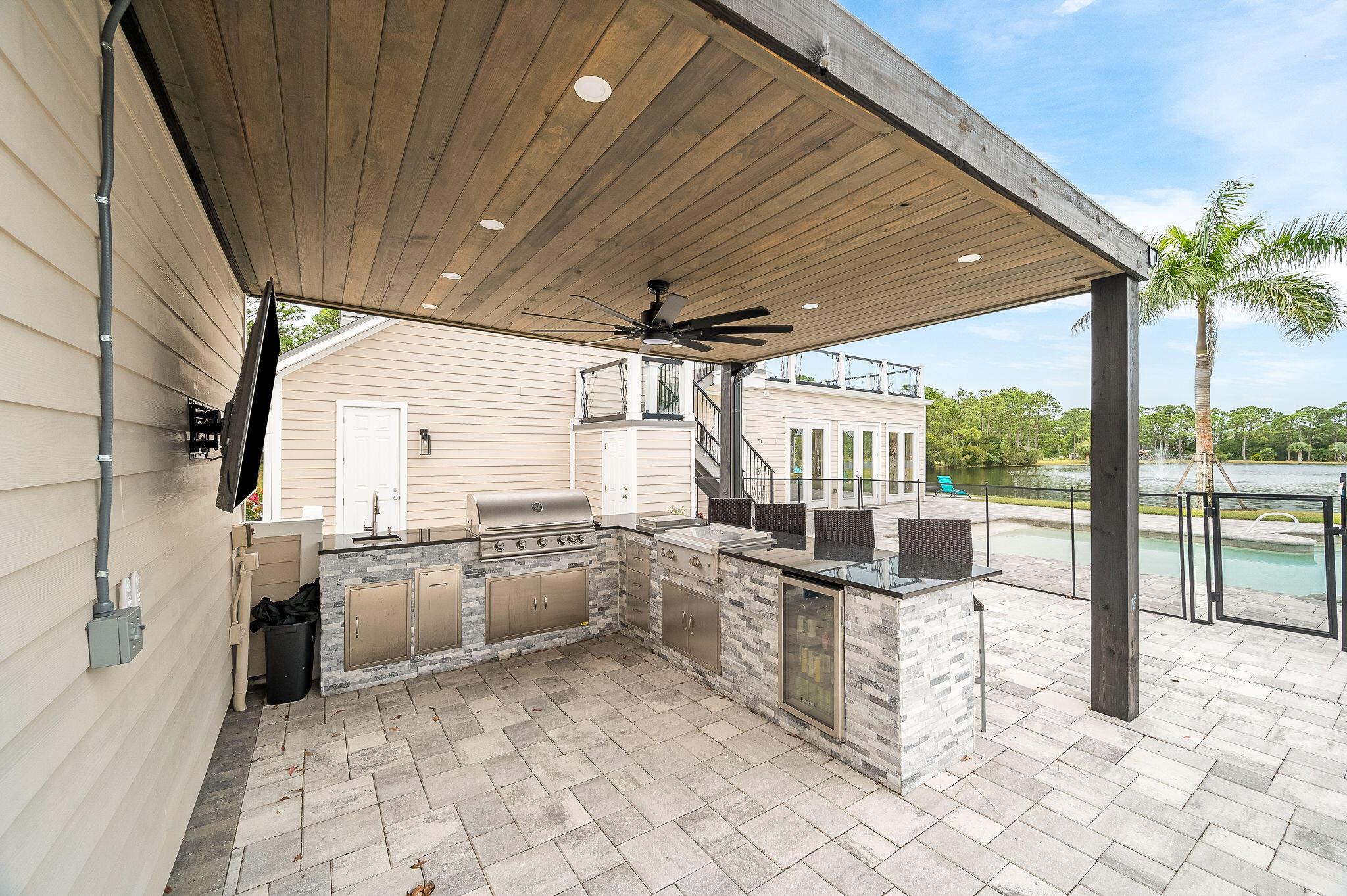 Melbourne Poultry Colony - Residential