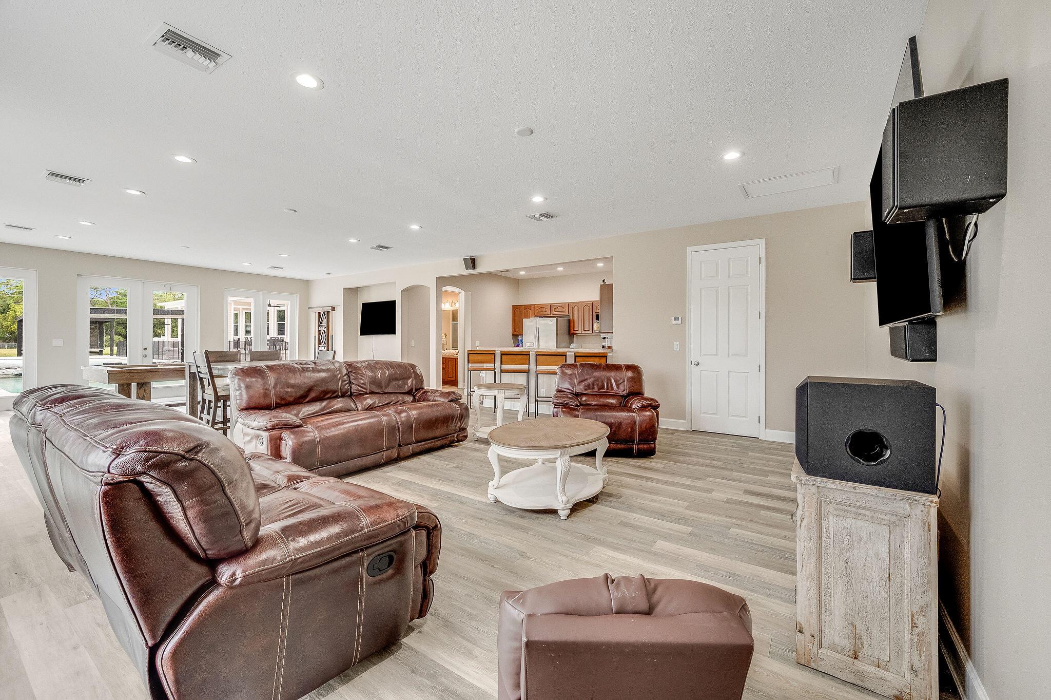 Melbourne Poultry Colony - Residential