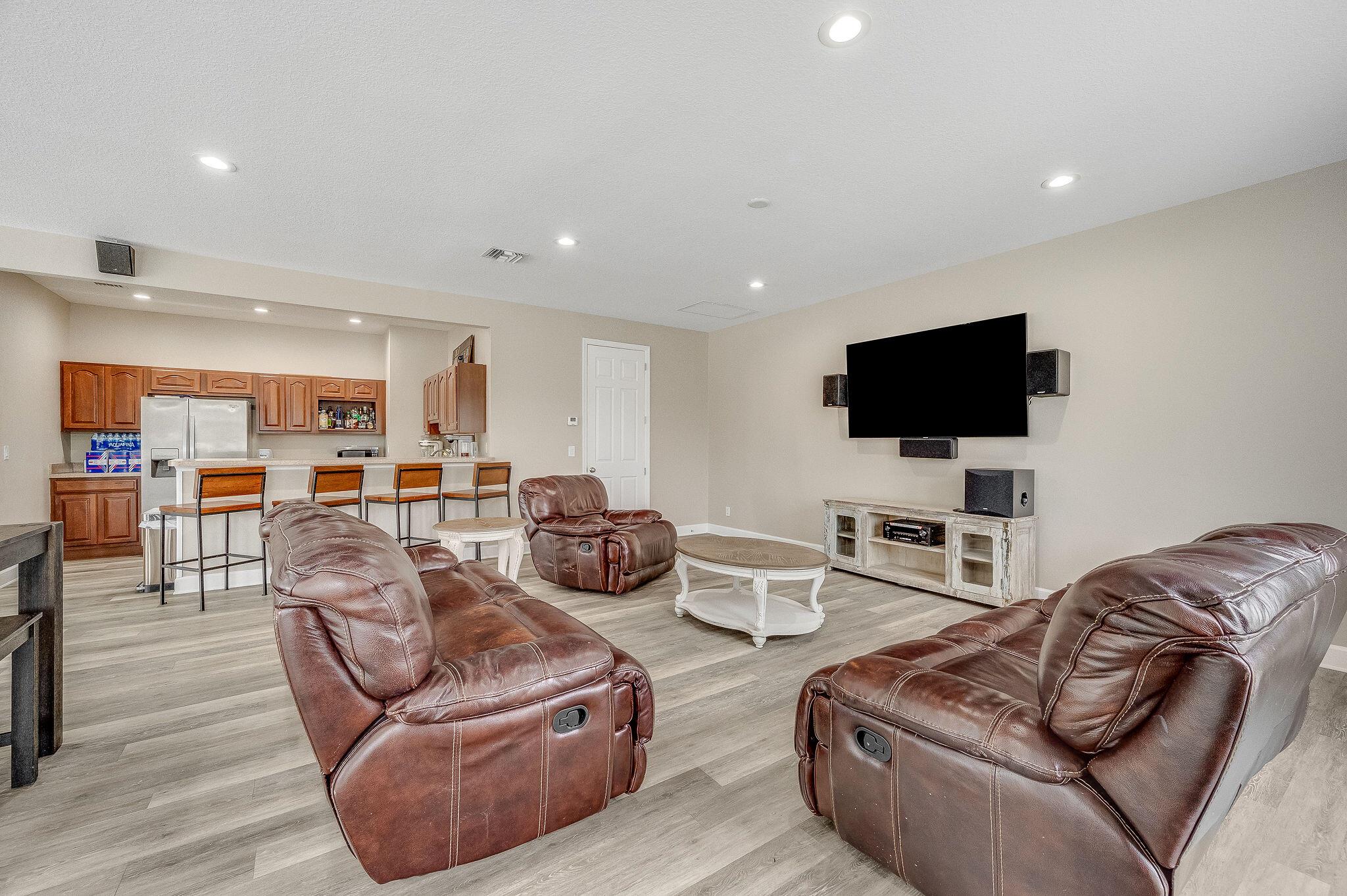 Melbourne Poultry Colony - Residential