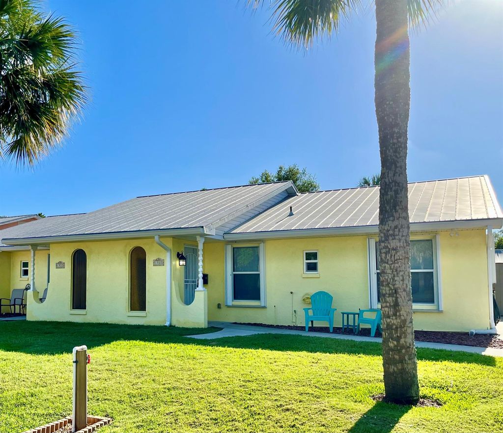 Photo of 1935 Robalo Drive, Vero Beach, FL 32960 (MLS # R10981049)