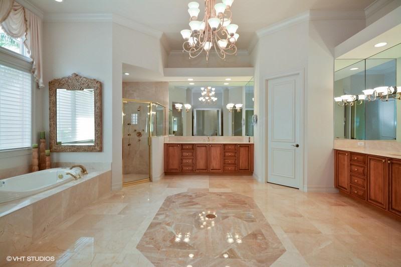 MIZNER LAKE ESTATES - Residential