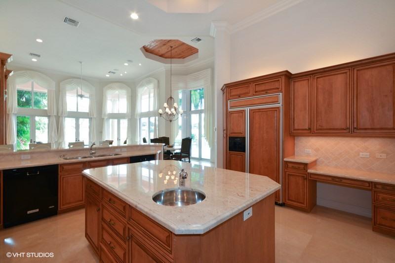 MIZNER LAKE ESTATES - Residential