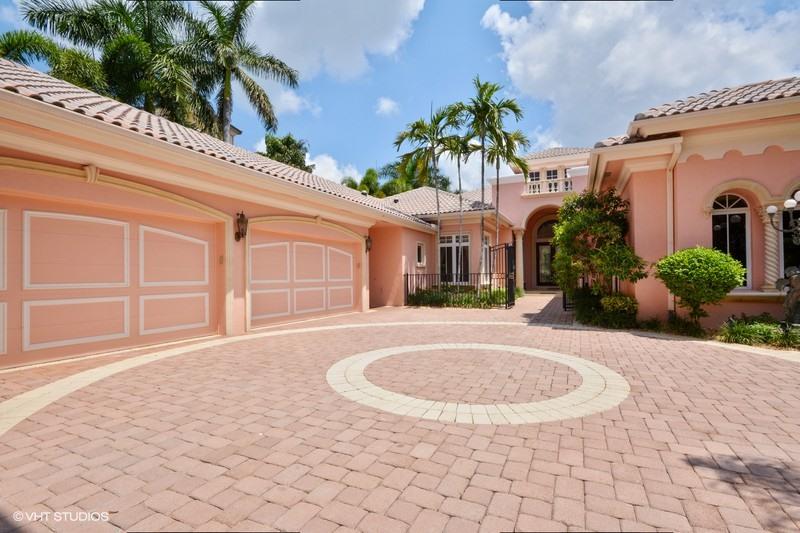 MIZNER LAKE ESTATES - Residential