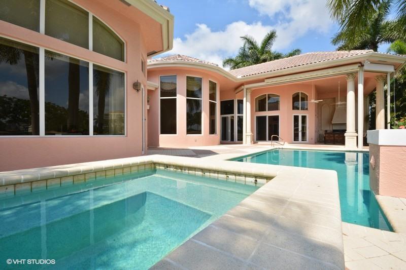 MIZNER LAKE ESTATES - Residential