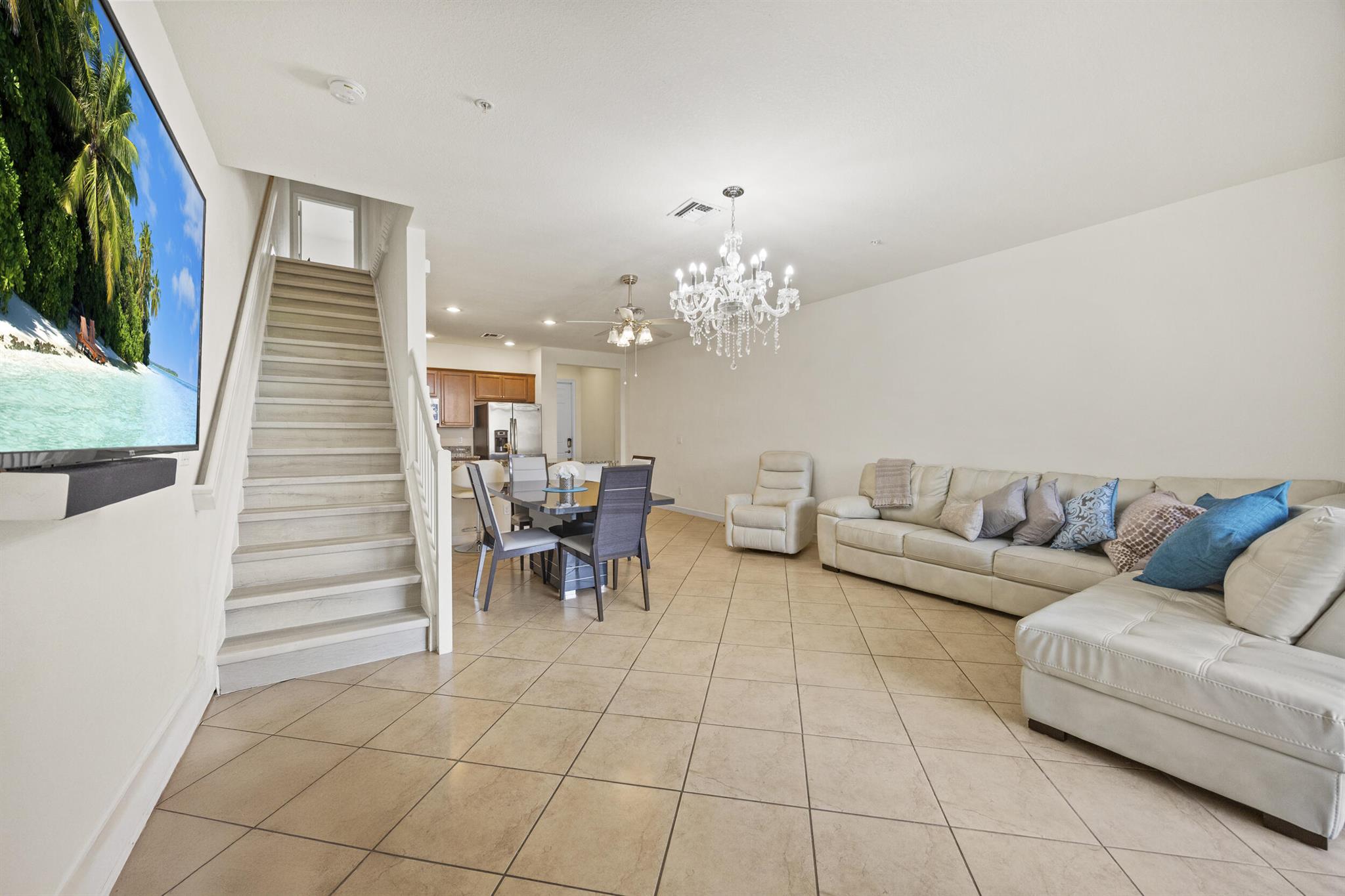 RIVER MARINA - Residential