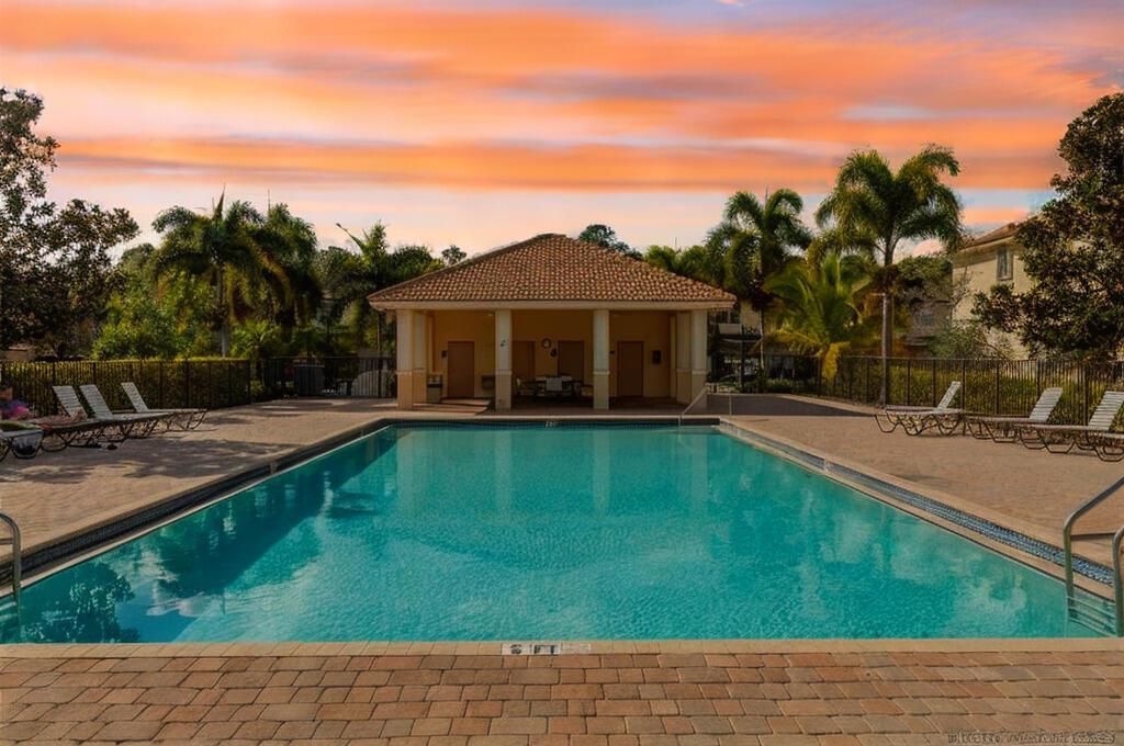 RIVER MARINA - Residential