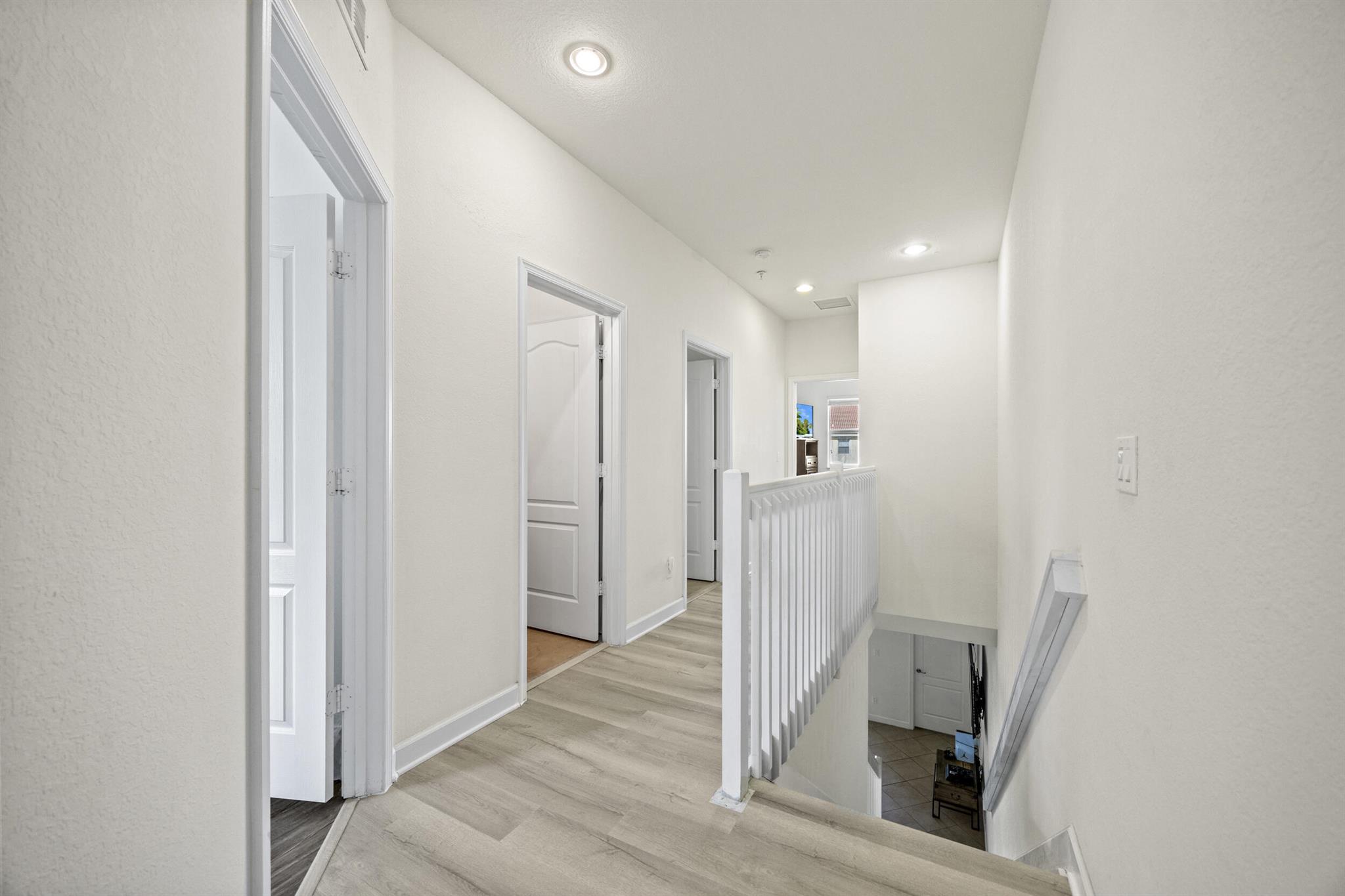 RIVER MARINA - Residential