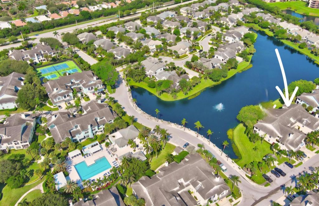 Photo of 1007 Mainsail Circle, Jupiter, FL 33477 (MLS # R11062280)