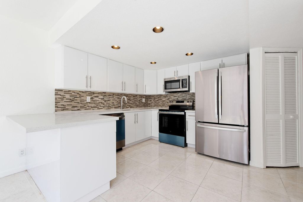 Photo of 3770 SW 59th Terrace #53, Davie, FL 33314 (MLS # B26026324)