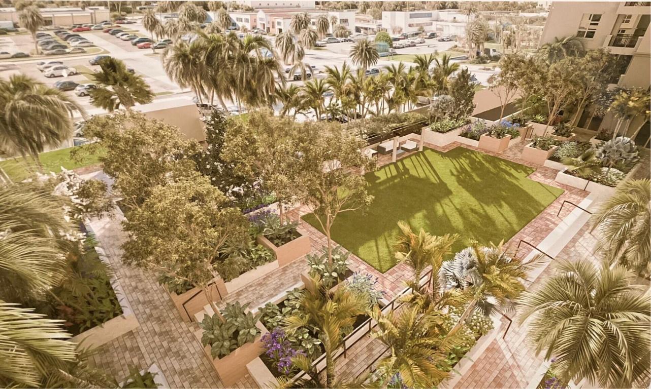 METROPOLITAN CONDO - Residential