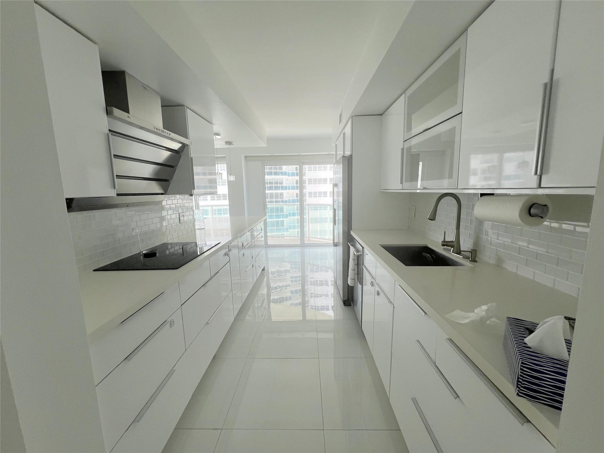 3410 Galt Ocean Dr 505N