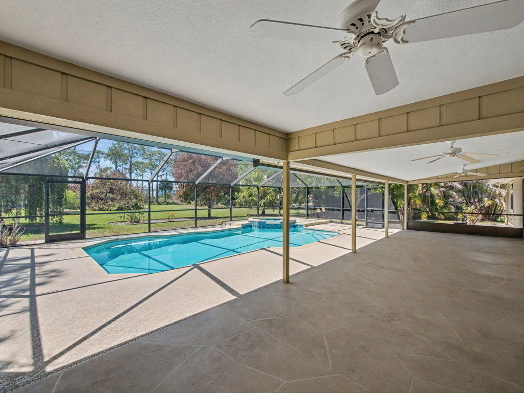 THE WOODLANDS - Residential