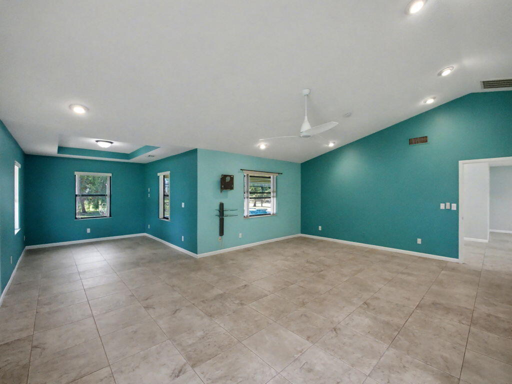 THE WOODLANDS - Residential