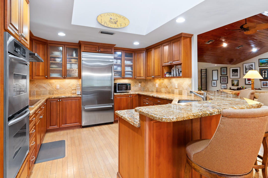 CRANE CREEK COUNTRY CLUB - Residential