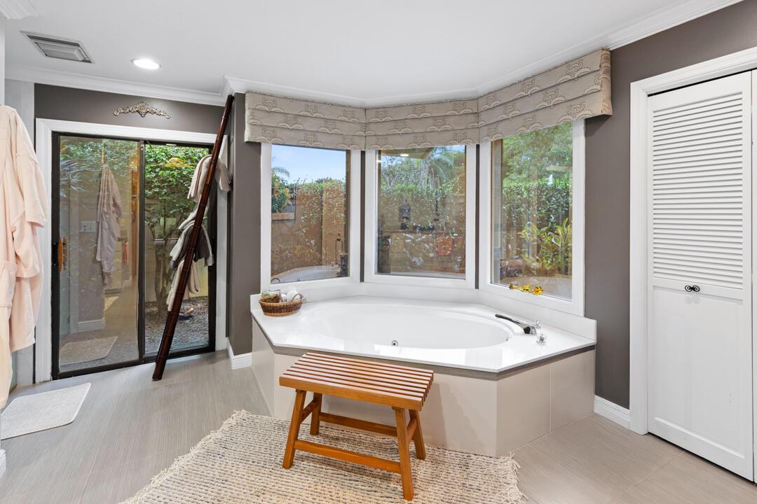 CRANE CREEK COUNTRY CLUB - Residential