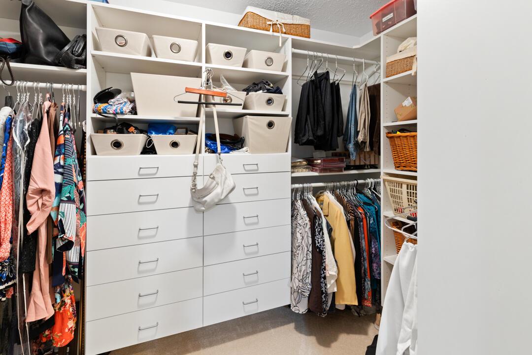 CRANE CREEK COUNTRY CLUB - Residential