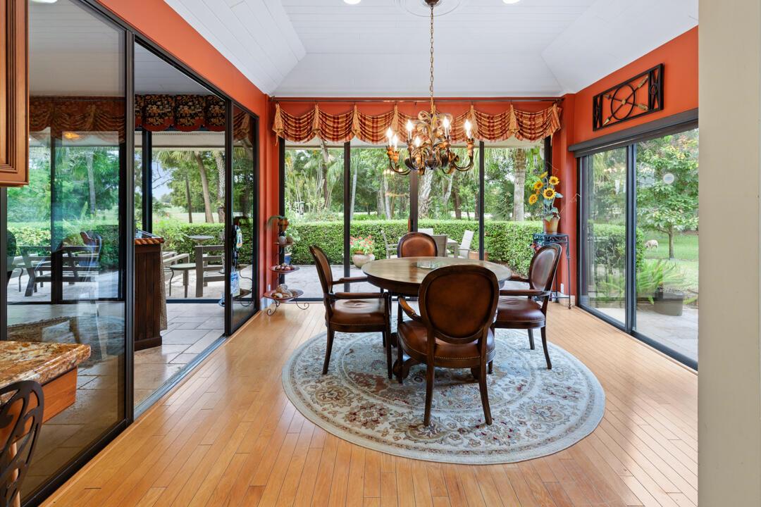 CRANE CREEK COUNTRY CLUB - Residential