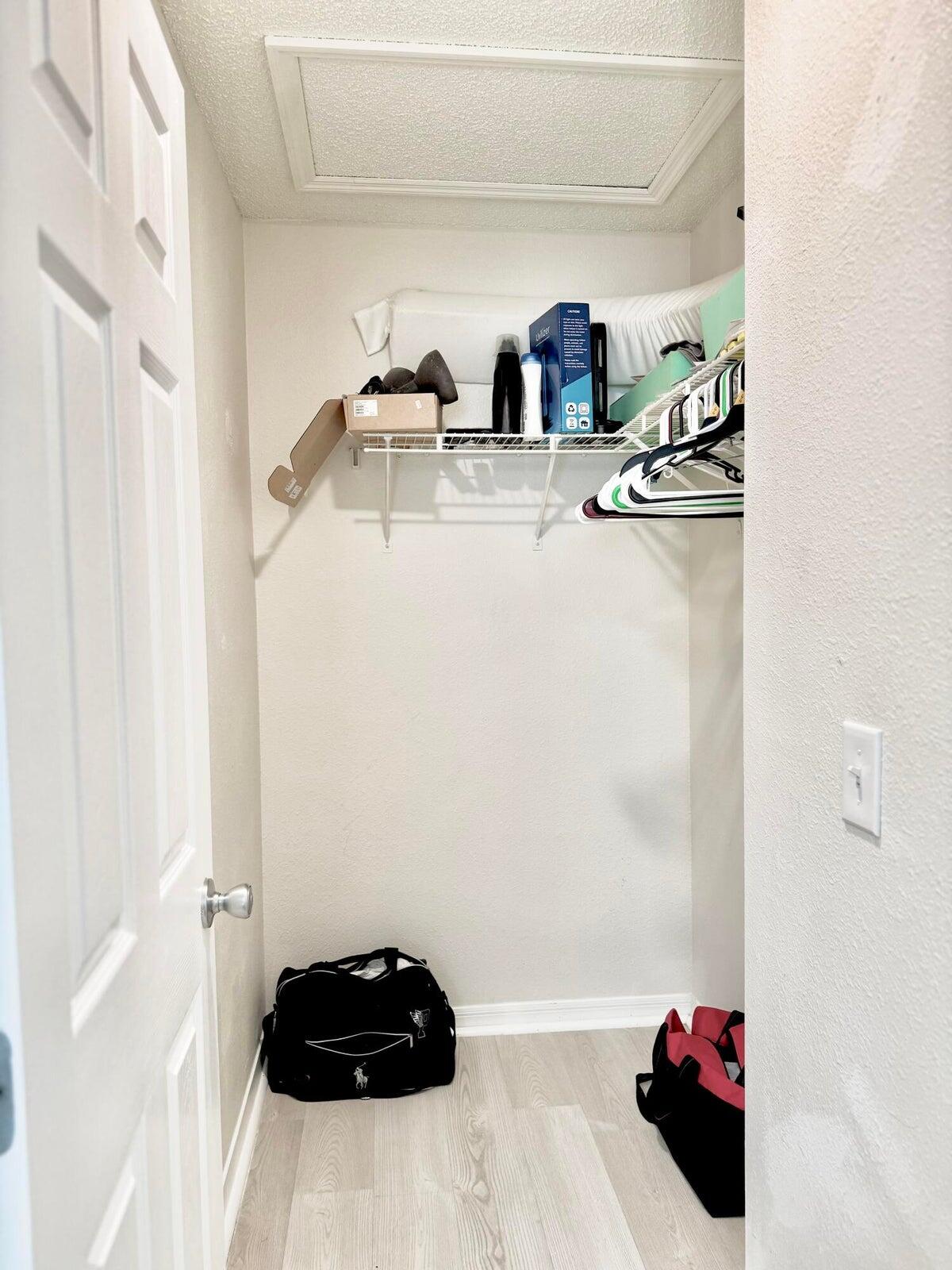 HILLCREST HOMES LAKE DAVENPORT PH 01 - Residential