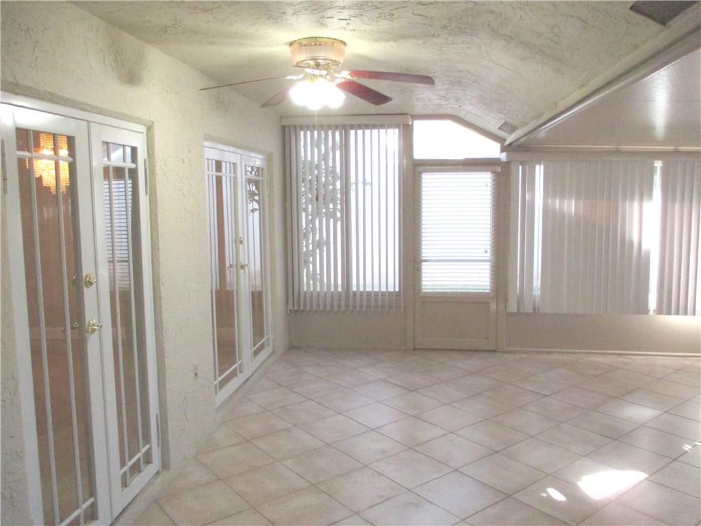 Shadow Wood Villas 102-46 - Residential Lease