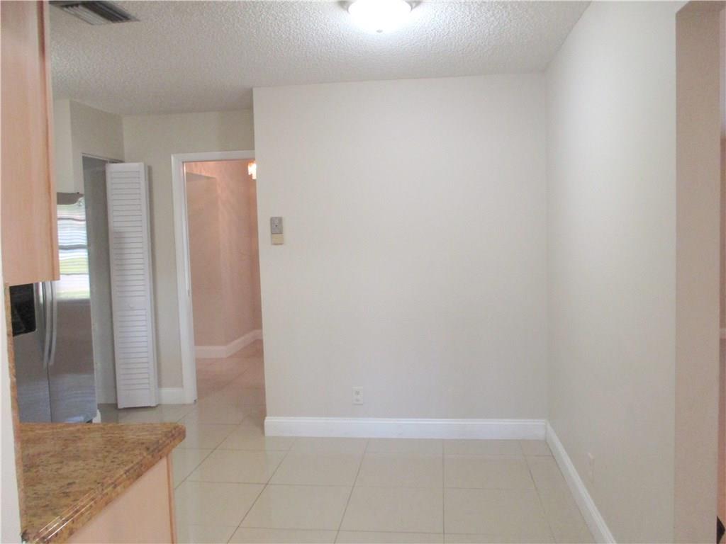 Shadow Wood Villas 102-46 - Residential Lease