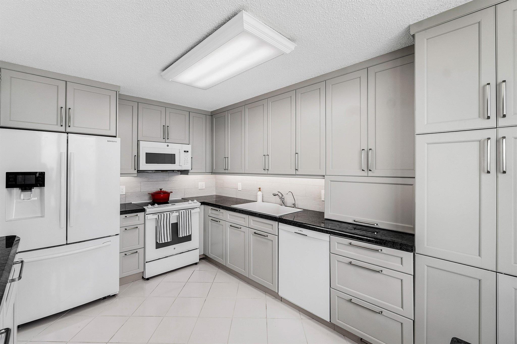 OCEAN PINES CONDO - Residential