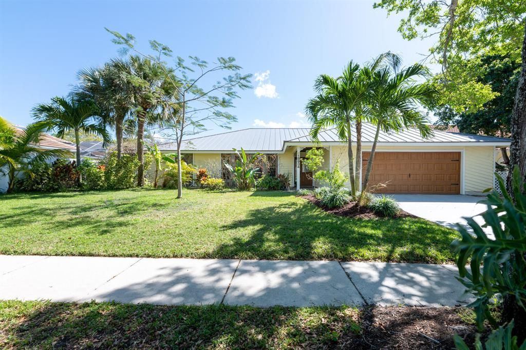 Photo of 18934 Pond Cypress Court, Jupiter, FL 33458 (MLS # R10699697)