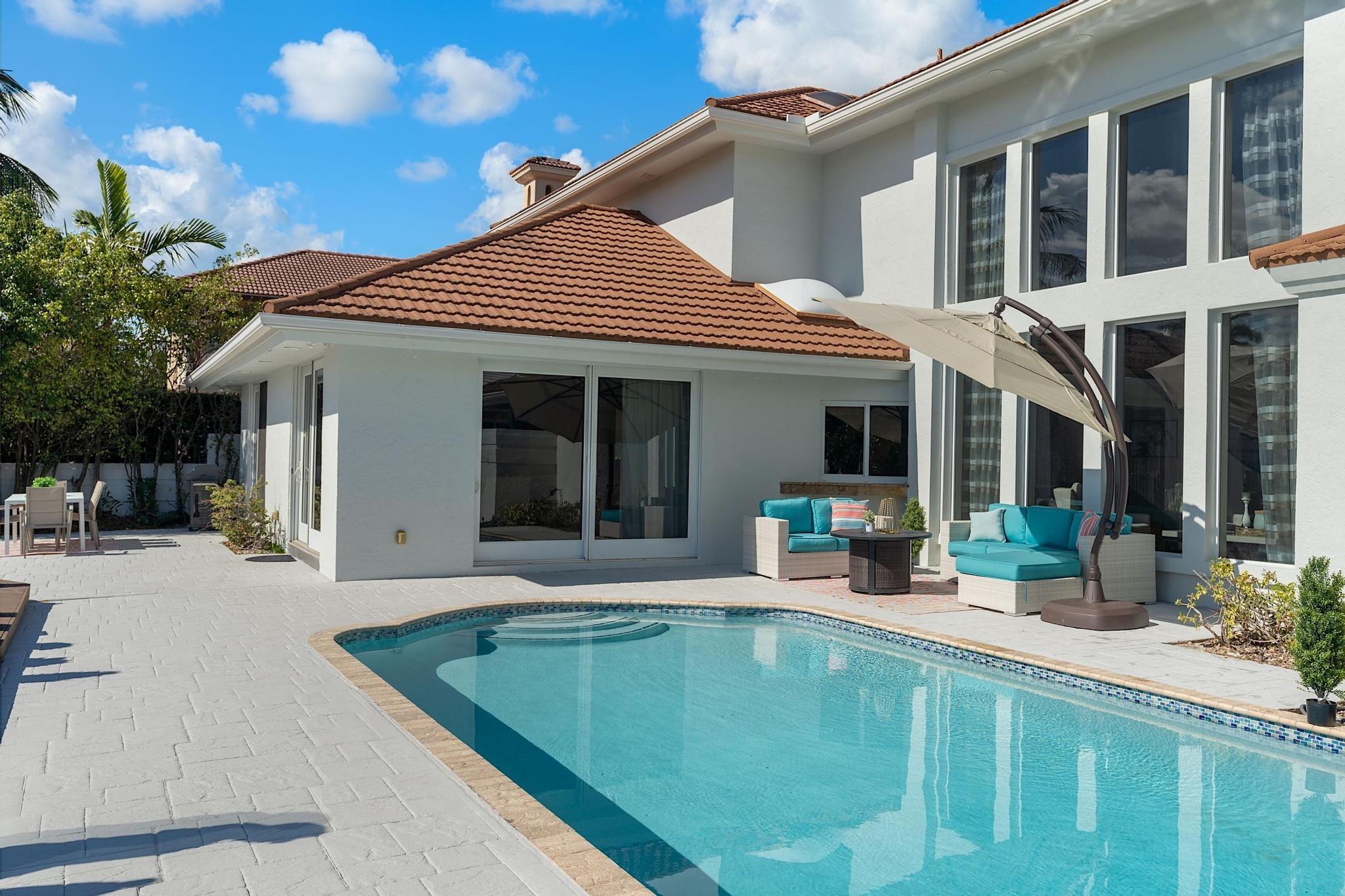 CORAL RIDGE COUNTRY CLUB - Residential Lease