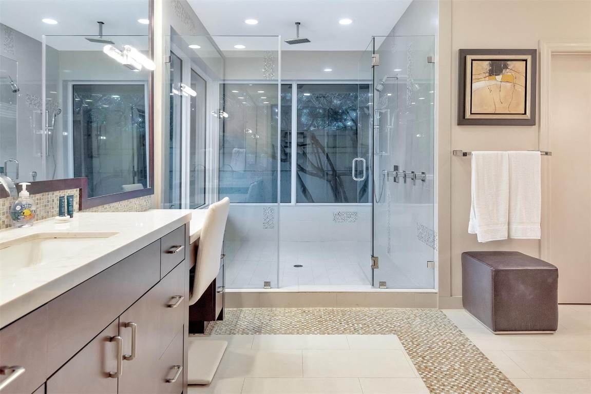 CORAL RIDGE COUNTRY CLUB - Residential Lease