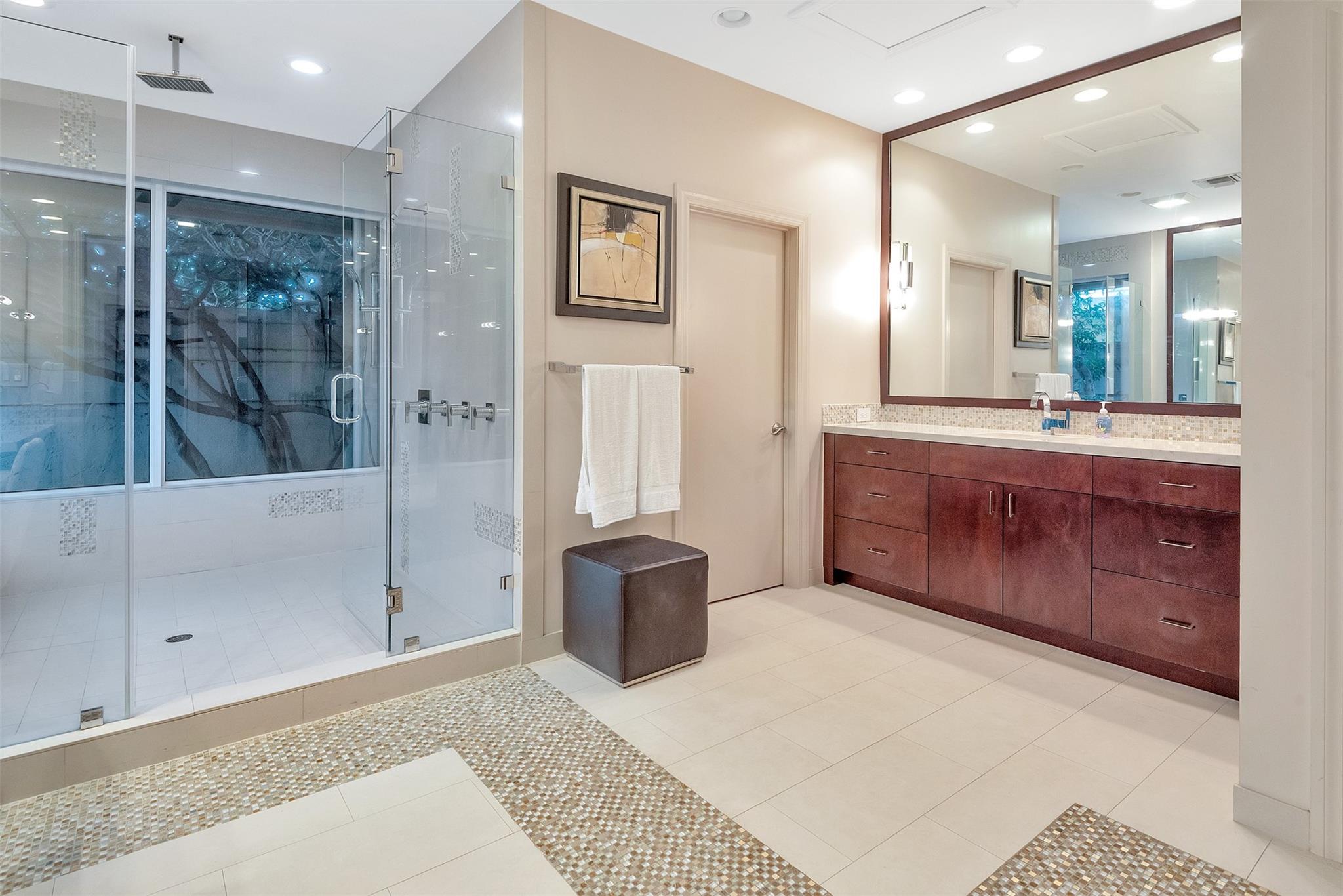 CORAL RIDGE COUNTRY CLUB - Residential Lease