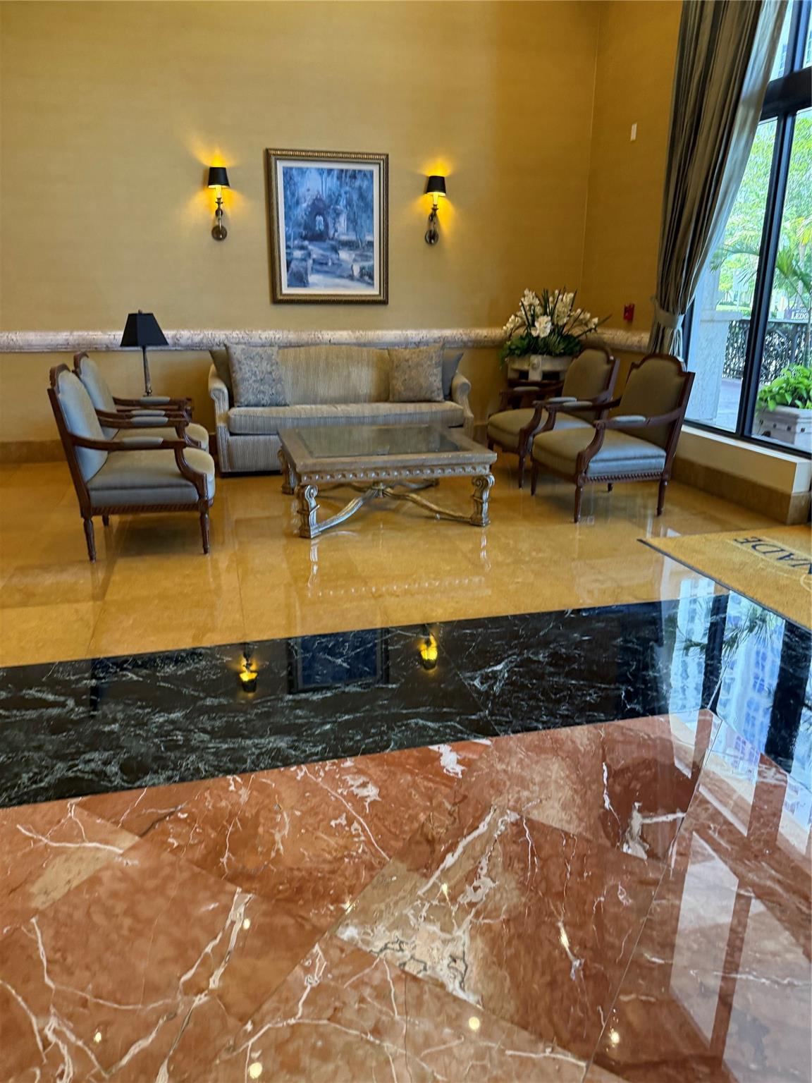 8390 SW 72nd Ave 520, Miami, FL, 33143/$440,000 3 8390 SW 72nd Ave 520