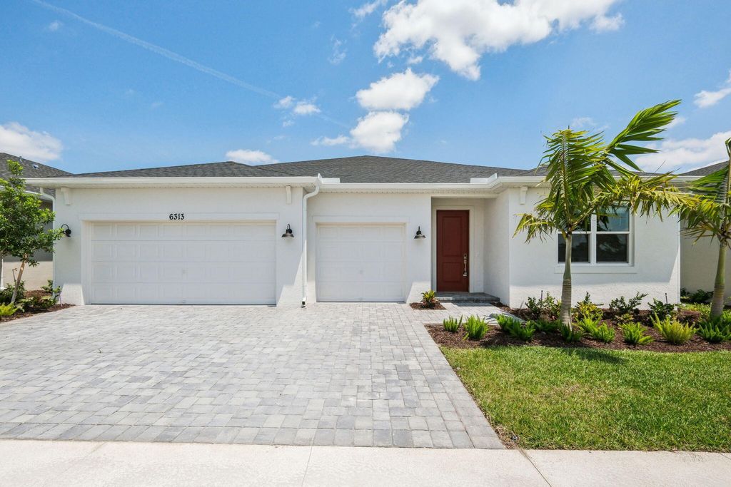 Photo of 6313 Cloverdale Avenue, Port Saint Lucie, FL 34987 (MLS # R11057299)